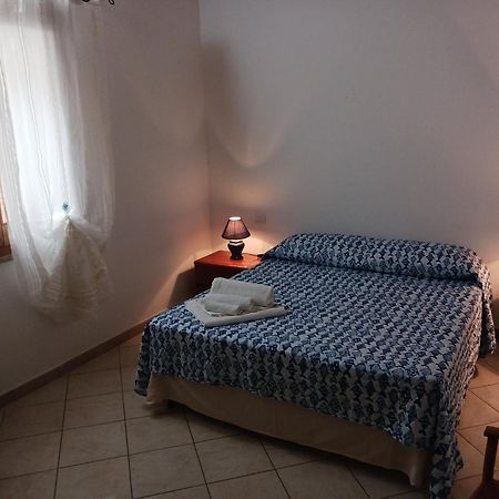 Nora Casa Vacanze/Bed And Breakfast 普拉 客房 照片