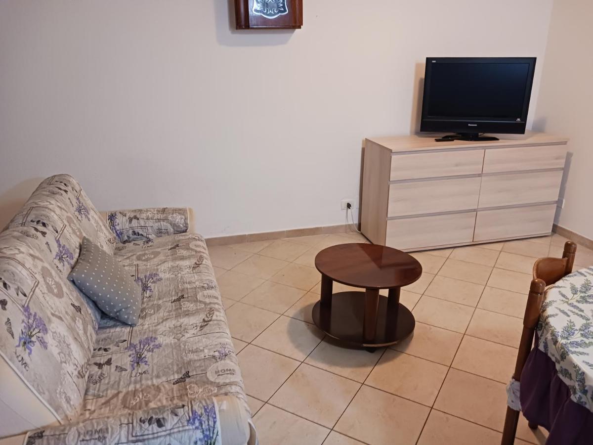 Nora Casa Vacanze/Bed And Breakfast 普拉 外观 照片