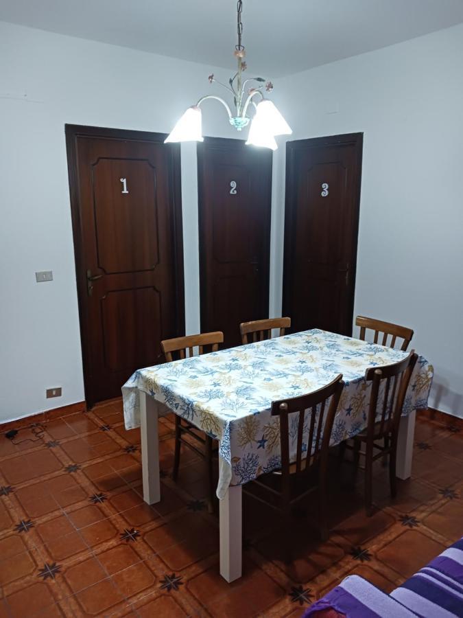 Nora Casa Vacanze/Bed And Breakfast 普拉 外观 照片