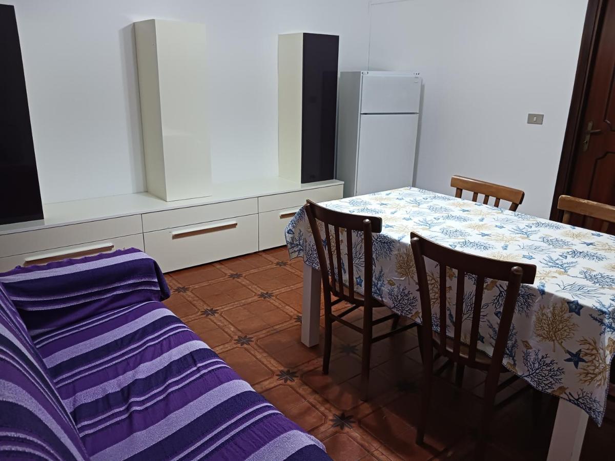 Nora Casa Vacanze/Bed And Breakfast 普拉 外观 照片